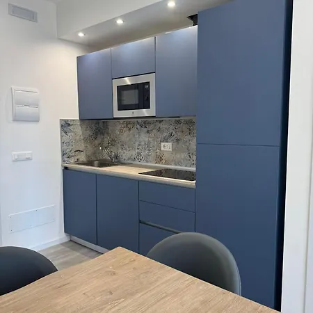 Rebecca's - Umberto Sea Wiew - Vista Mare Apartment