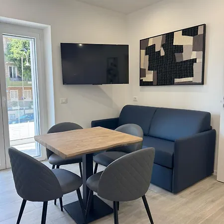 Rebecca's - Umberto Sea Wiew - Vista Mare Apartamento Anzio